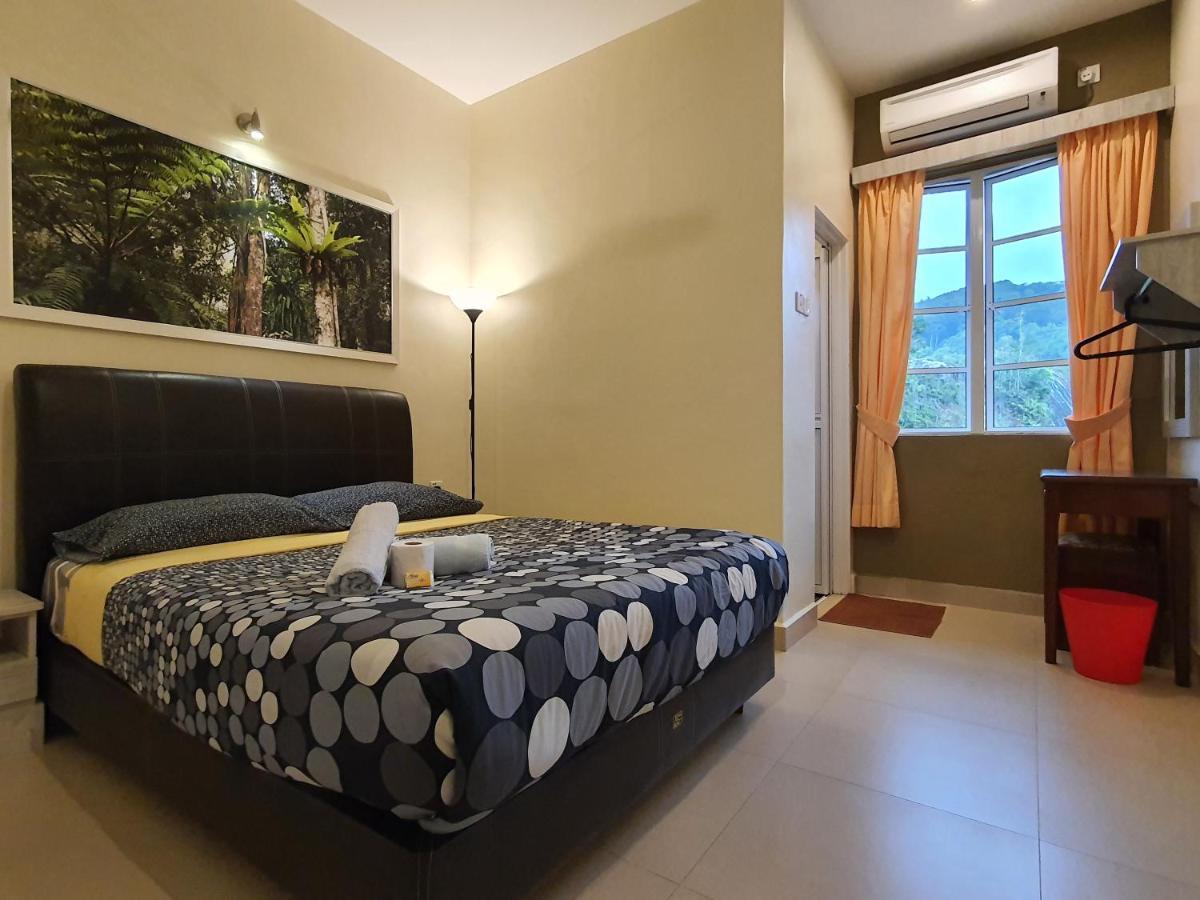 Fathers Guesthouse Bungalow Cameron Highlands Exterior foto